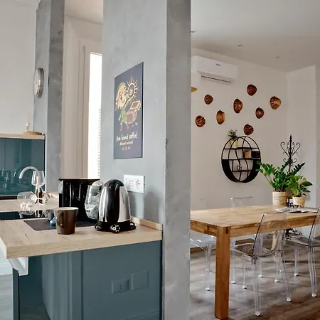 Apartamento Charming Flat Milazzo 32 Bolonia Exterior foto